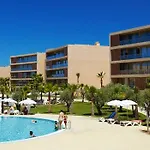 Aparthotel Nau Salgados Lagoas 4*