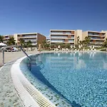 Nau Salgados Lagoas Aparthotel Albufeira