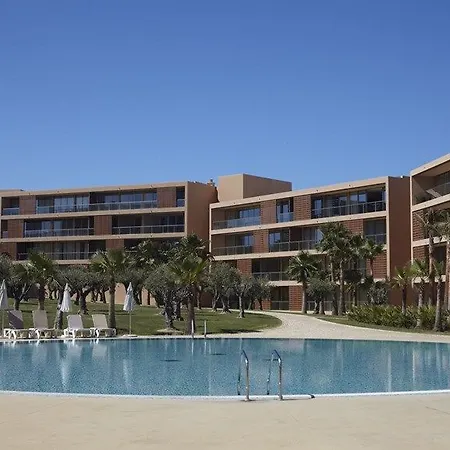 Nau Salgados Lagoas 4* Albufeira
