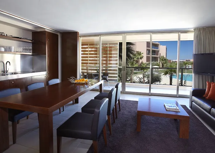 아파트호텔 Nau Salgados Lagoas 4*