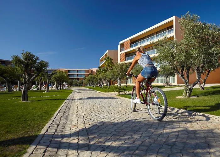 Nau Salgados Lagoas 4*