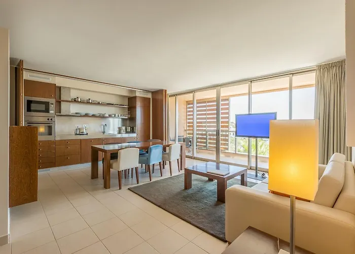 아파트호텔 Nau Salgados Lagoas 4*