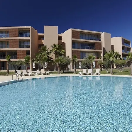 Apart-hotel Nau Salgados Lagoas