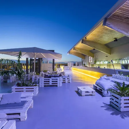 Nau Salgados Lagoas アパートホテル 4*