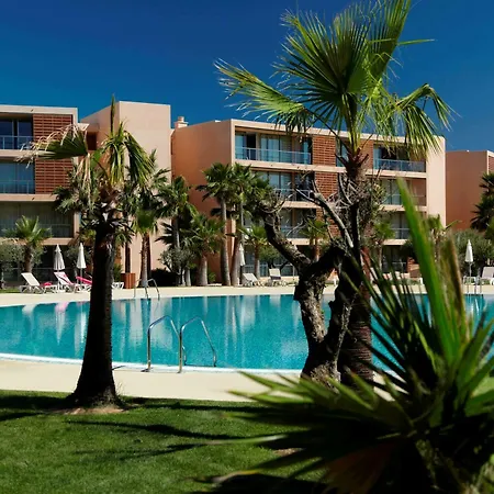 Nau Salgados Lagoas 4*